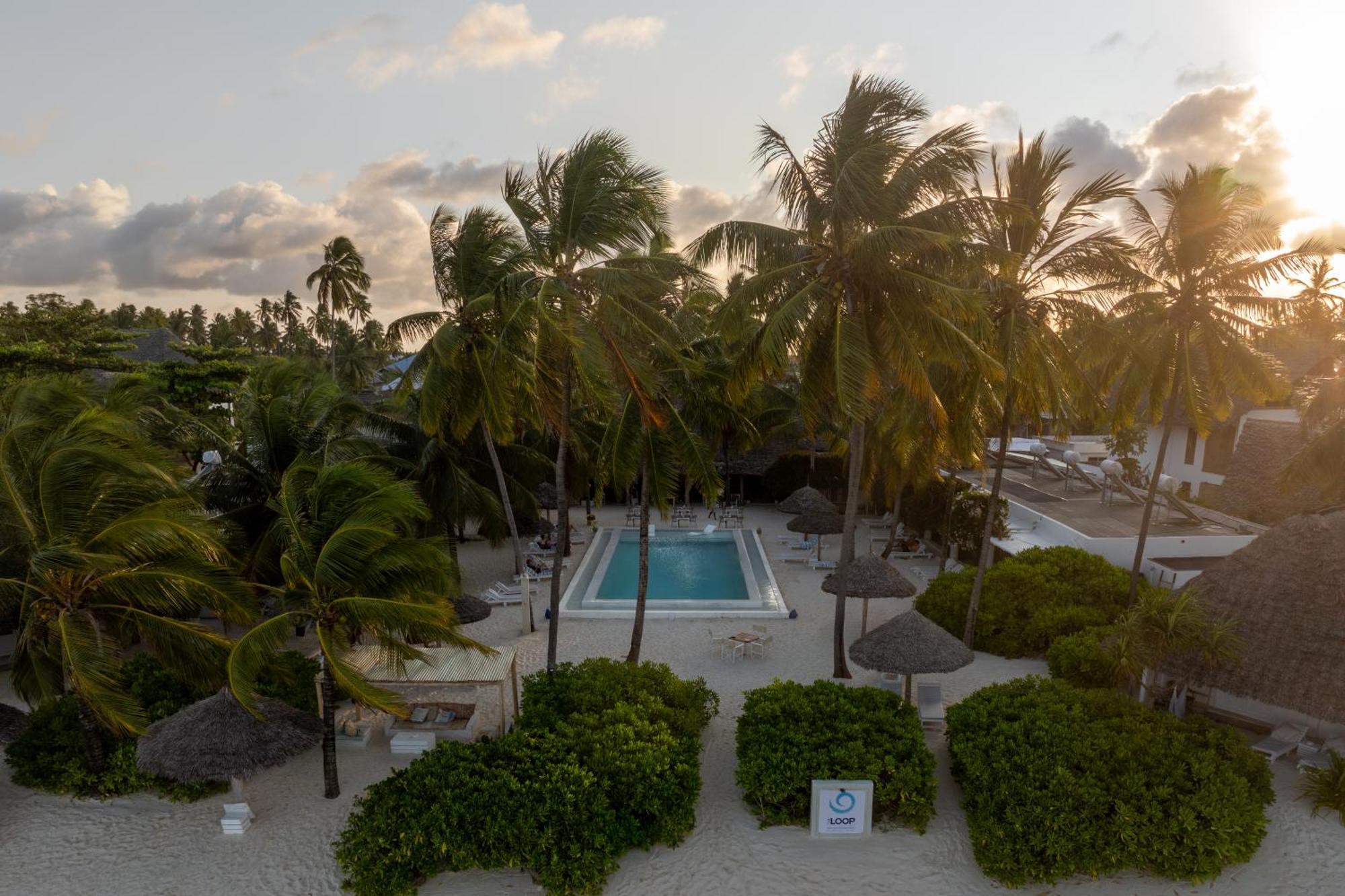 The Loop Beach Resort (Adults Only) Jambiani  Dış mekan fotoğraf